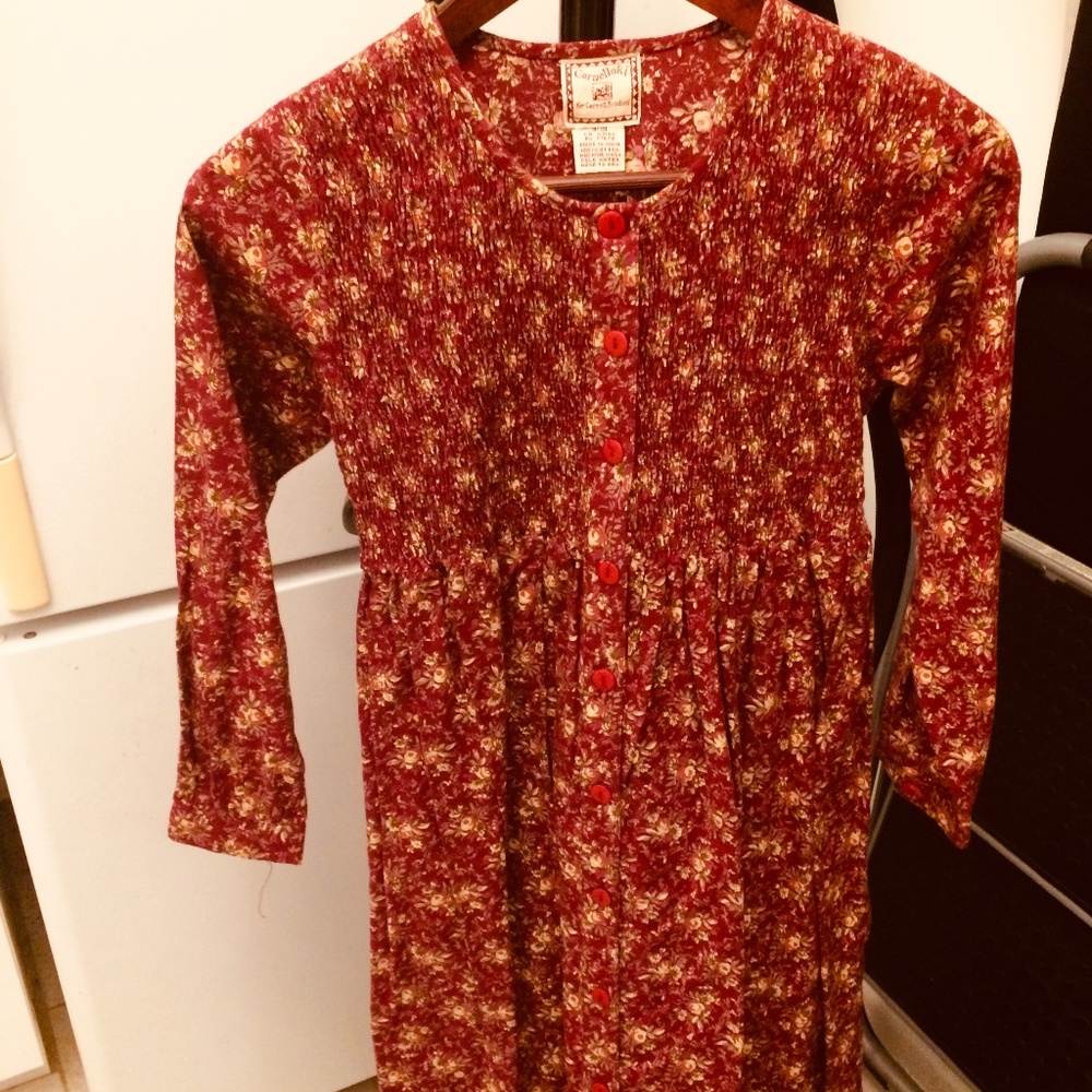 Girls April Cornel size 10 dress with front smocking